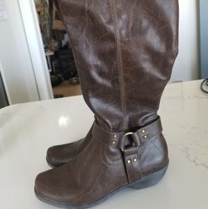 Wide shaft expandable knee boots areosole (A2)